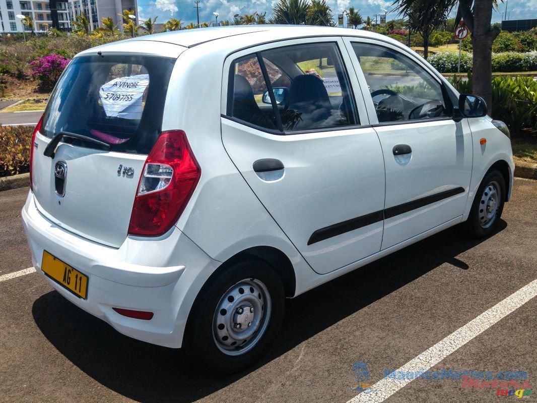 2011' Hyundai i10 photo #2