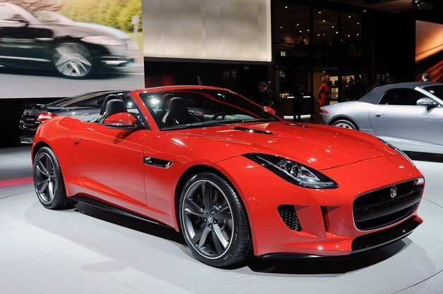 Jaguar to Bring Back Manual Transmissions Starting with F-Type