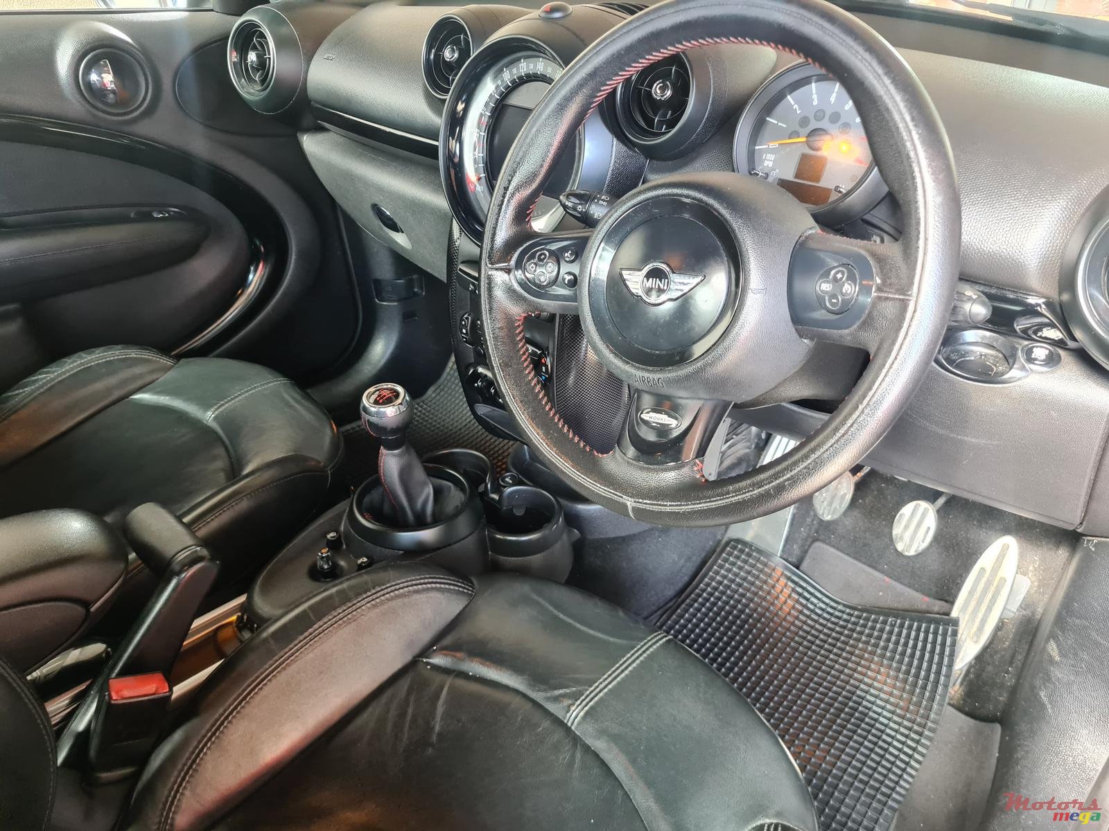 2015' MINI Countryman S john cooper works photo #5