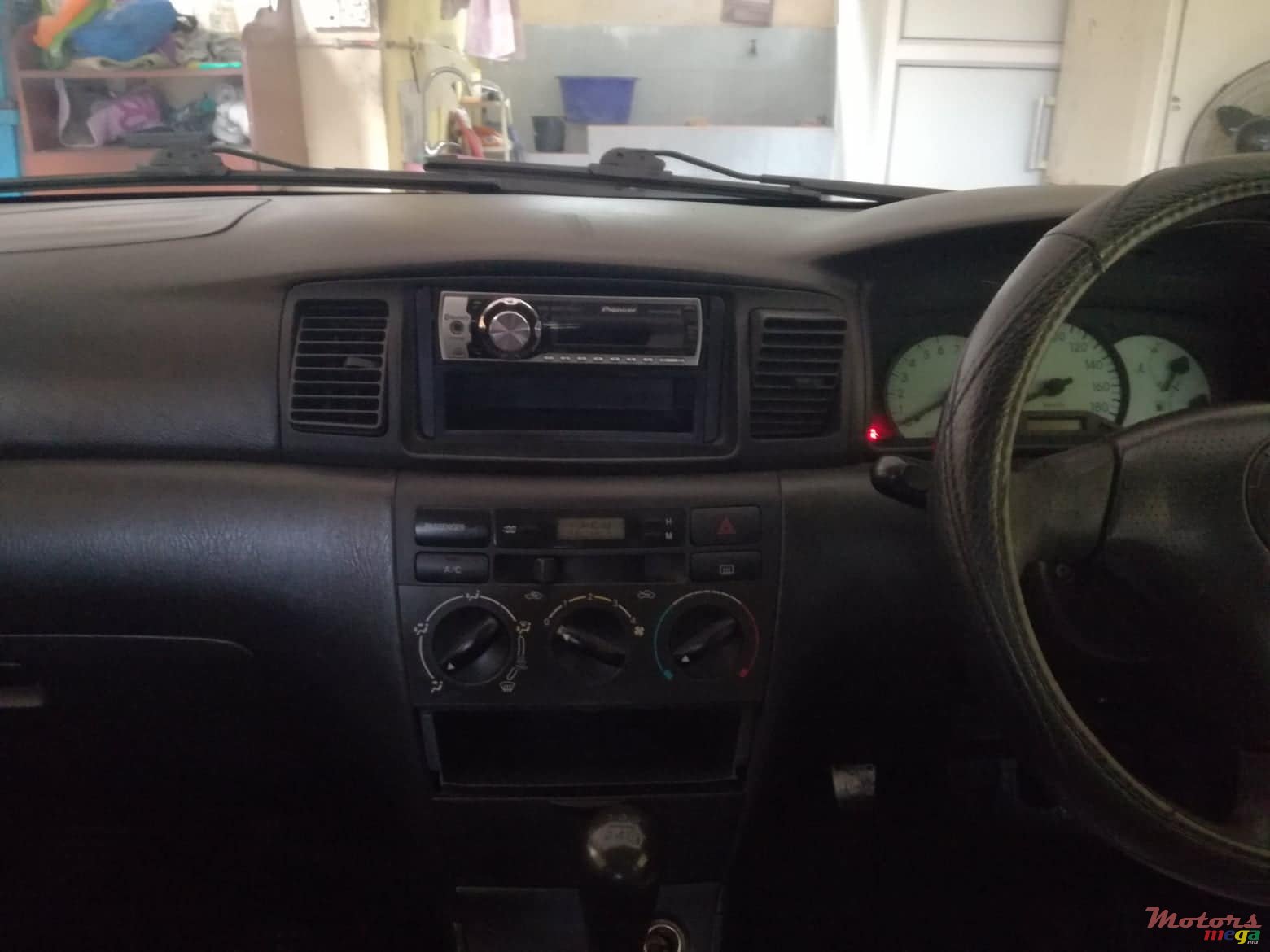 2002' Toyota Fielder photo #3