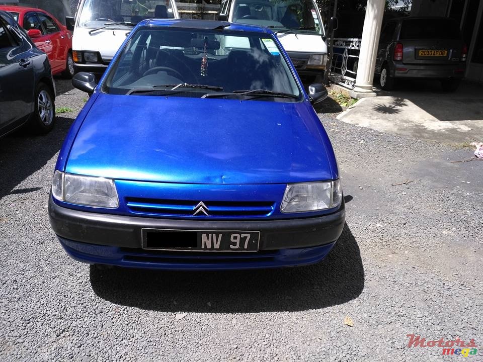 1997' Citroen Saxo photo #1