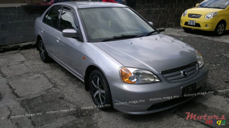 2001' Honda Civic ES1 photo #1