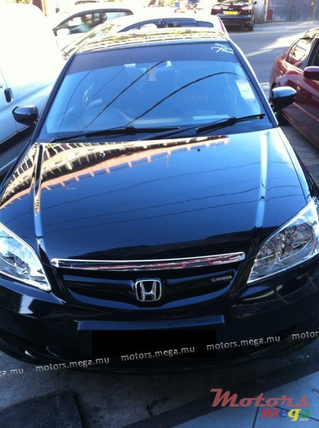 2004' Honda photo #1