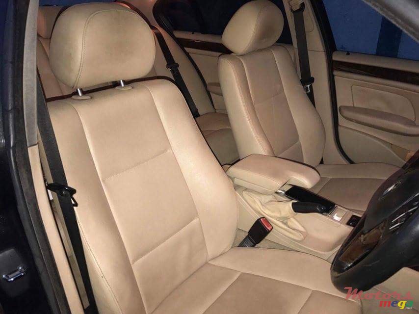 2004' BMW 3 Series E46 2000-2005 original photo #5