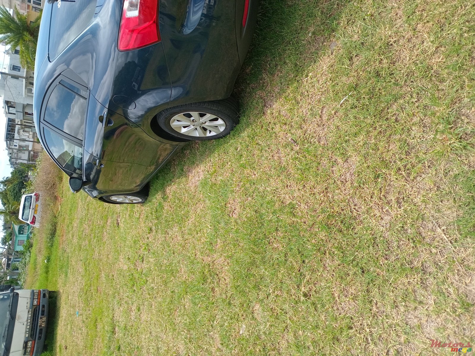 2008' Nissan photo #5