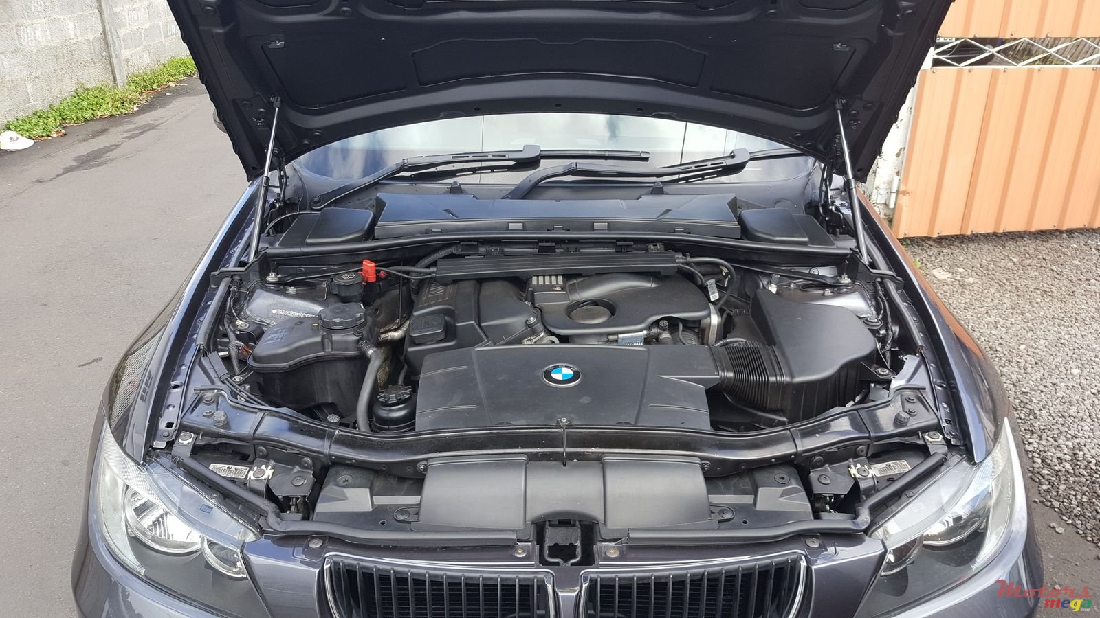 2005' BMW 3 Series photo #4