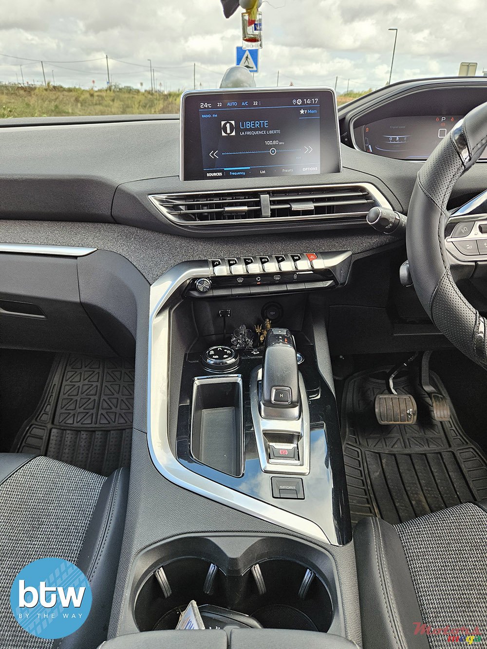 2019' Peugeot 3008 photo #7