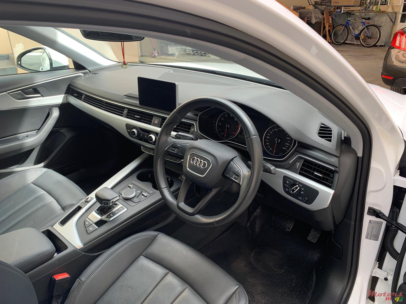 2018' Audi A4 photo #3