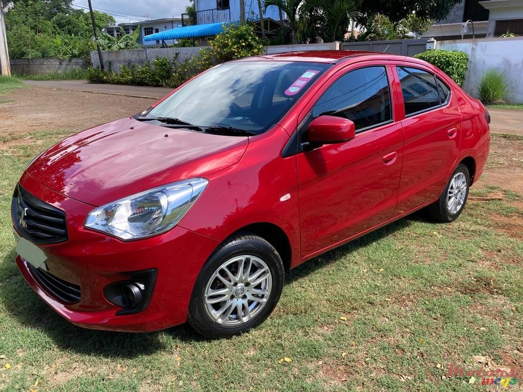 2015' Mitsubishi Attrage photo #1