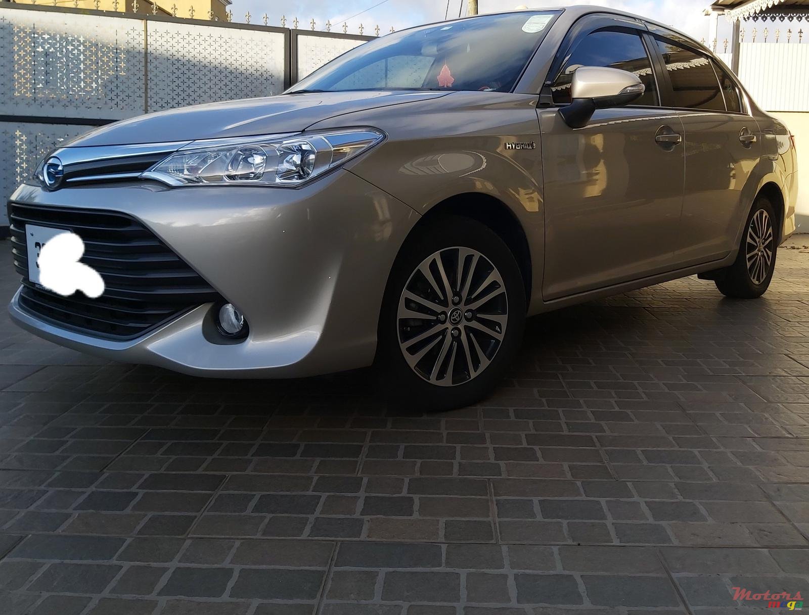 2016' Toyota Axio Hybrid 1500cc photo #3