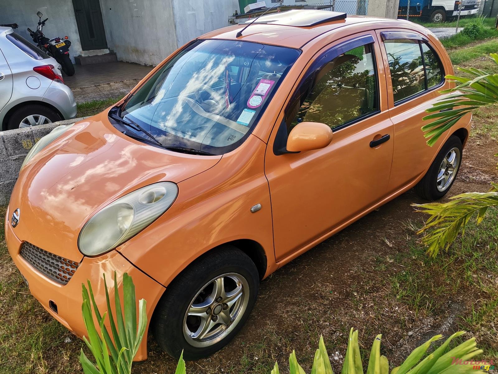 2002' Nissan March photo #4