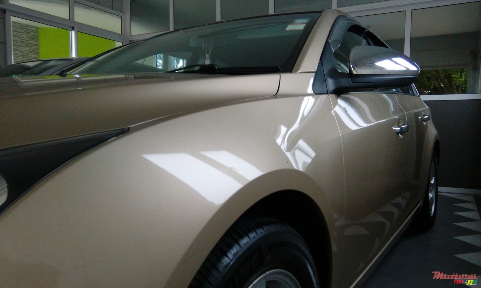 2010' Chevrolet Cruze LT photo #6