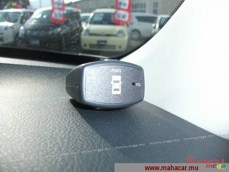 2012' Toyota Corolla Luxel photo #6