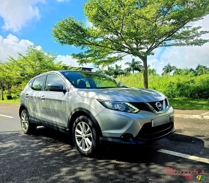 2017' Nissan Qashqai 1.2 Turbo photo #2