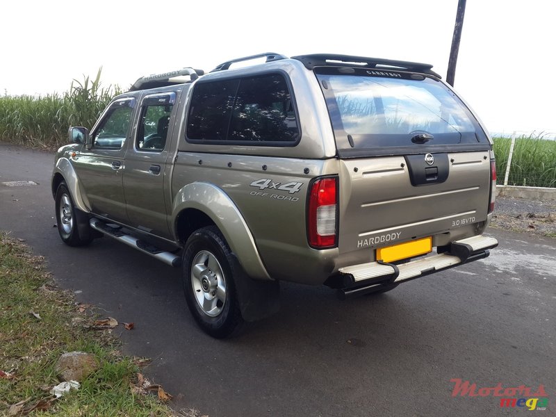 2006' Nissan Harbody Predator (4x4) photo #4