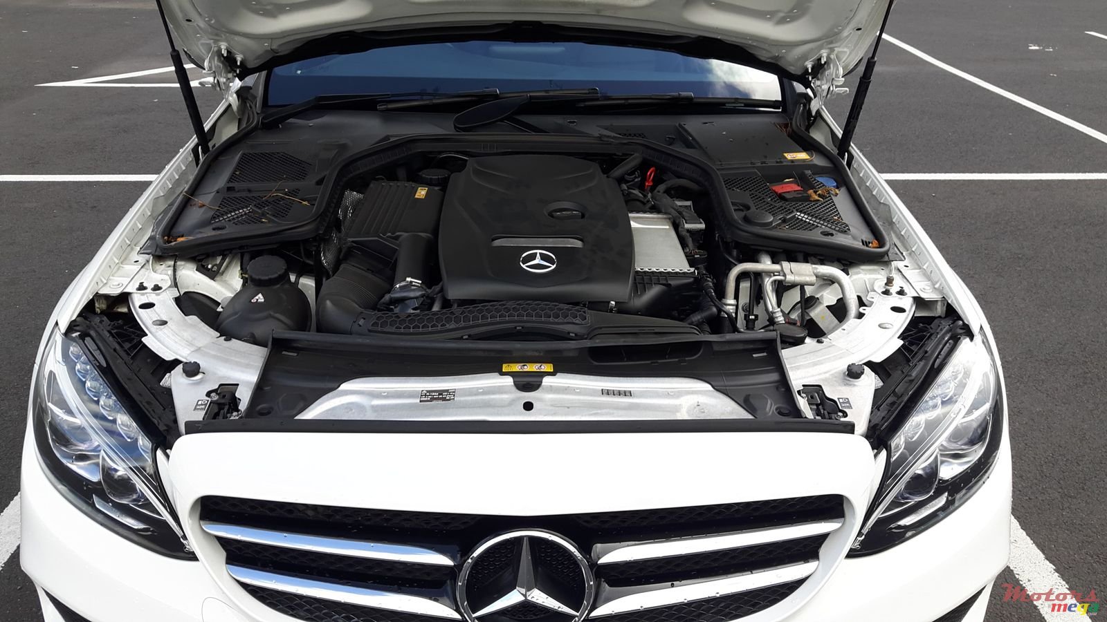 2015' Mercedes-Benz C-Class C180 AMG 2015 photo #7