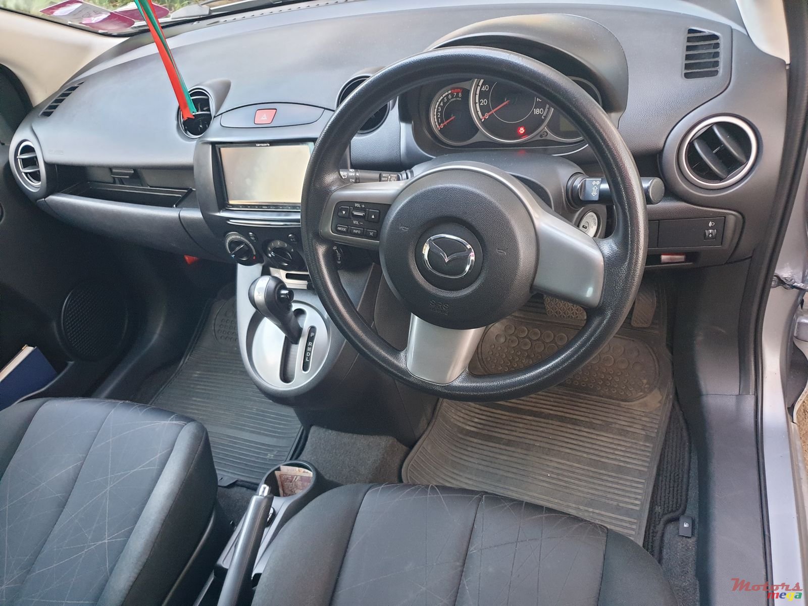 2012' Mazda Demio photo #4