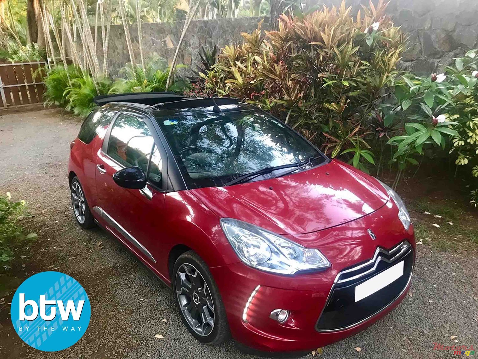 2014' Citroen DS3 photo #4