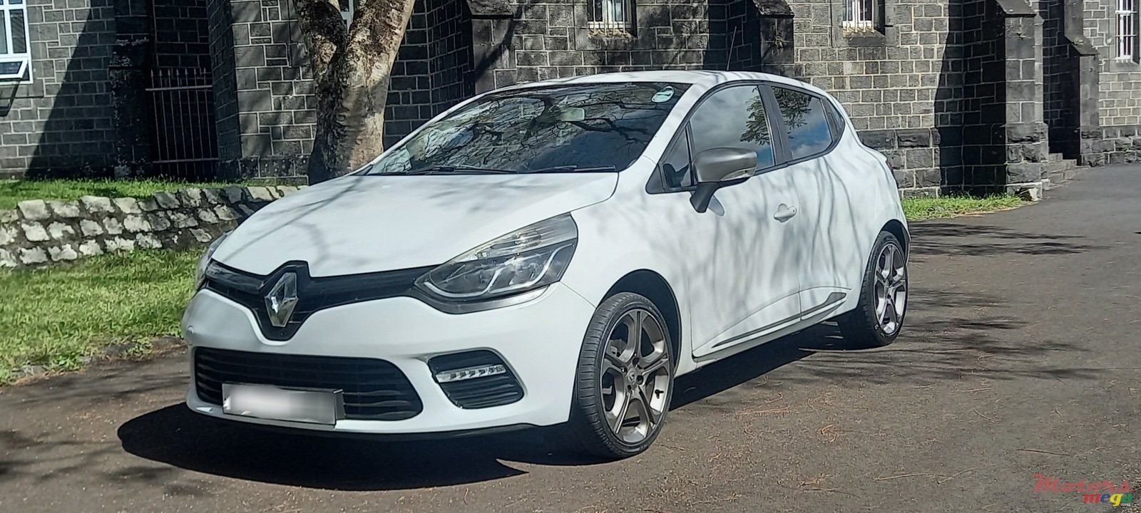 2017' Renault Clio GTLINE photo #2