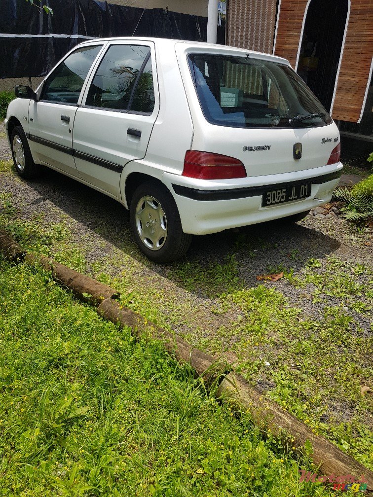 2001' Peugeot 106 photo #4