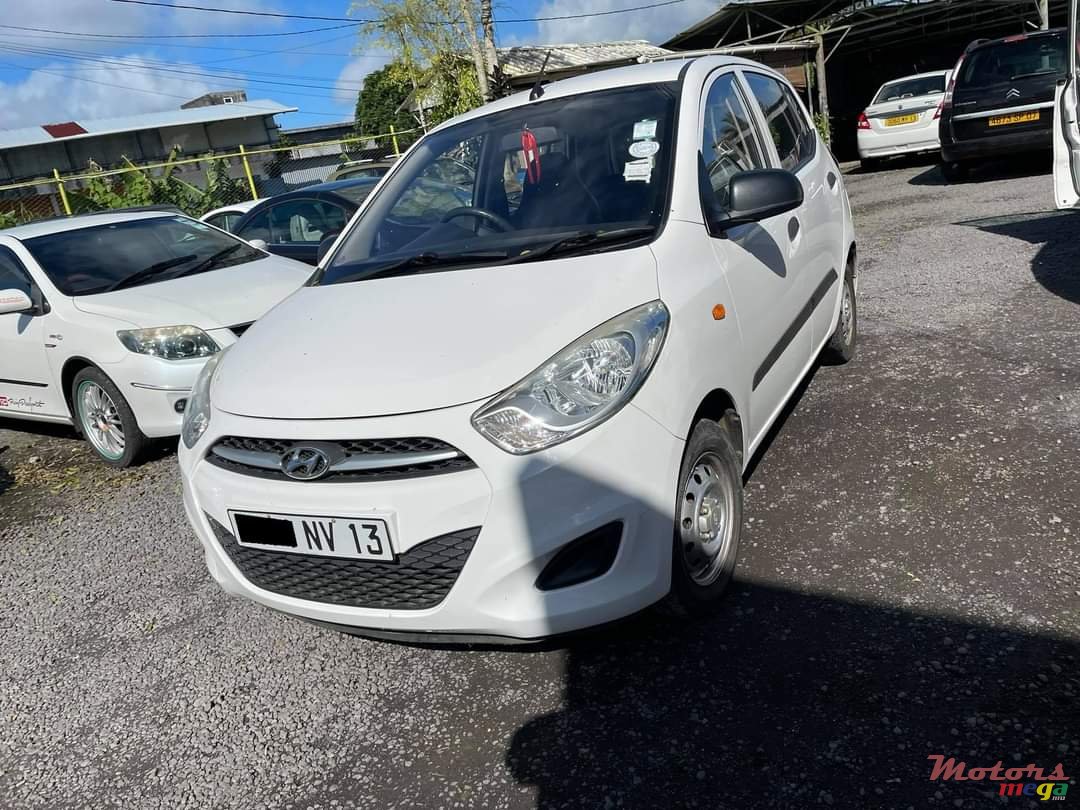 2012' Hyundai i10 photo #2