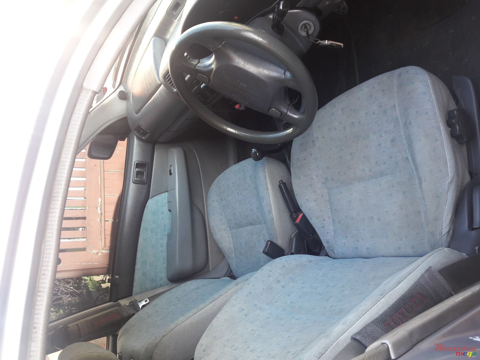 1998' Toyota Starlet photo #7