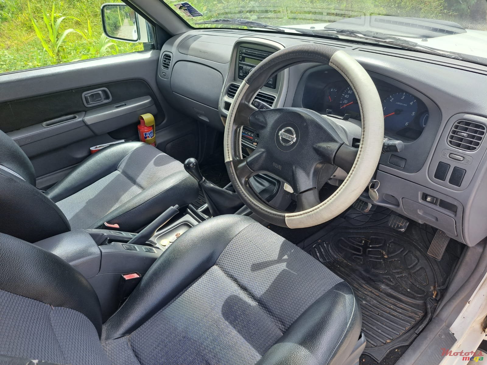 2015' Nissan Hardbody photo #7