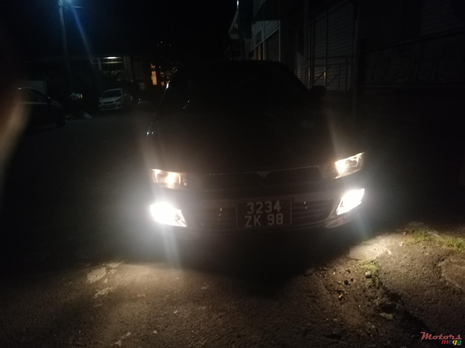 1998' Mitsubishi Galant photo #3