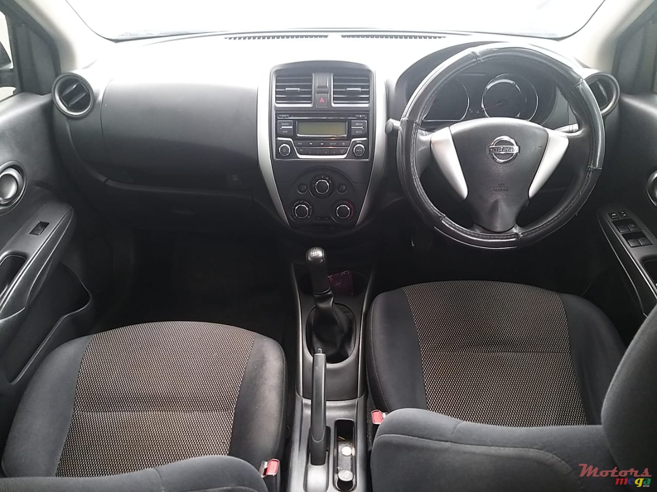 2014' Nissan Almera photo #6