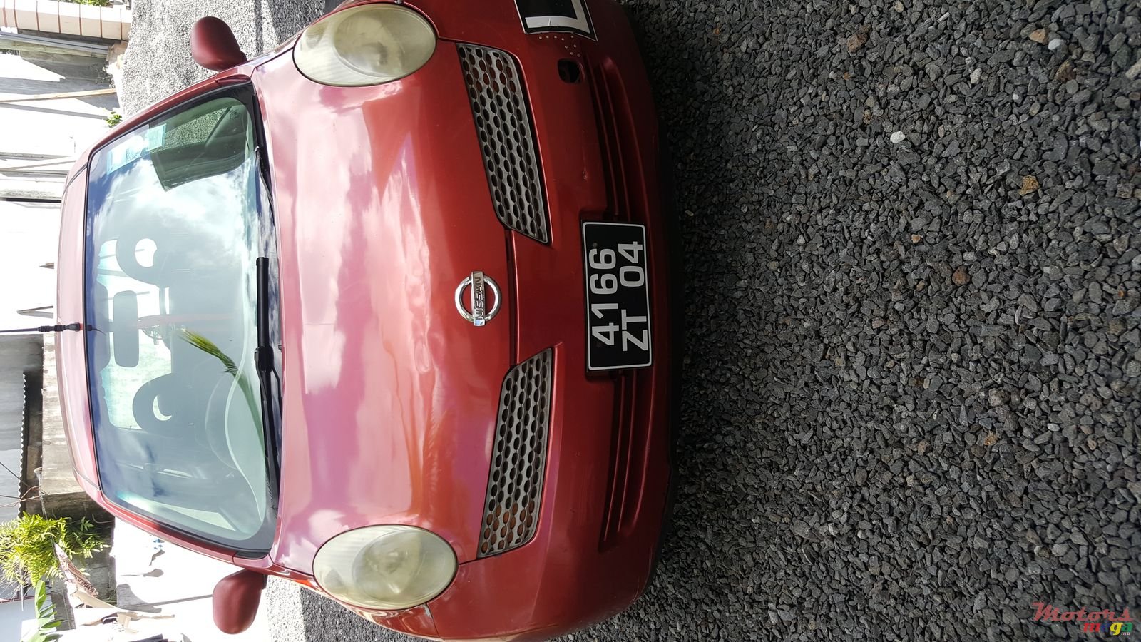 2004' Nissan photo #4