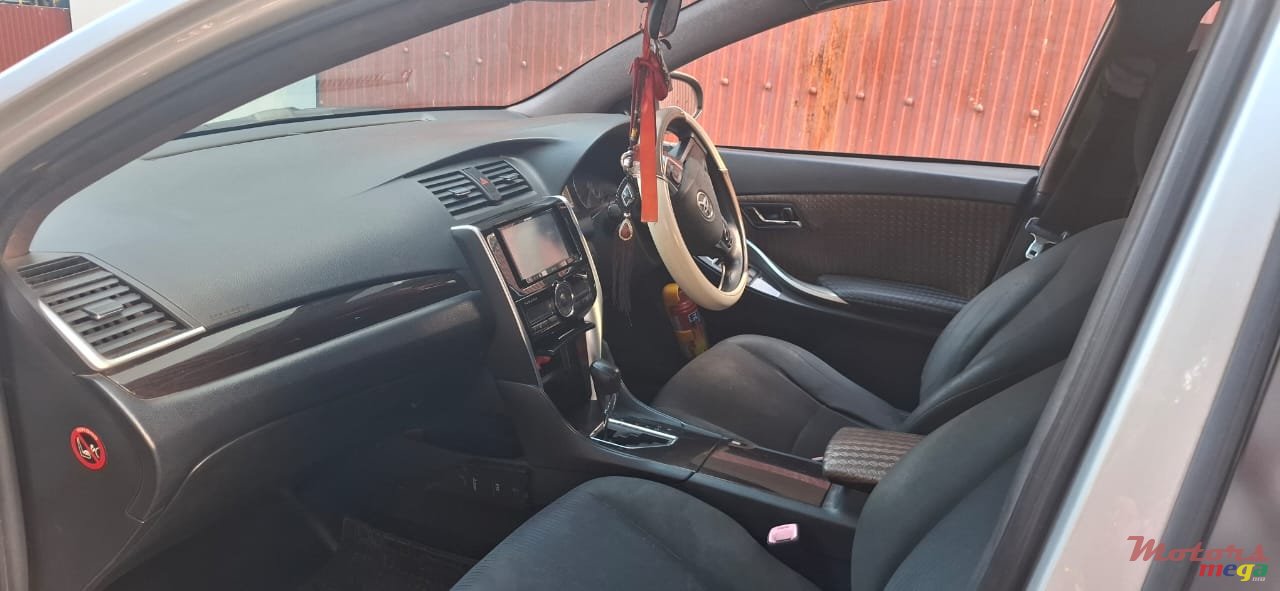 2018' Toyota Allion photo #4