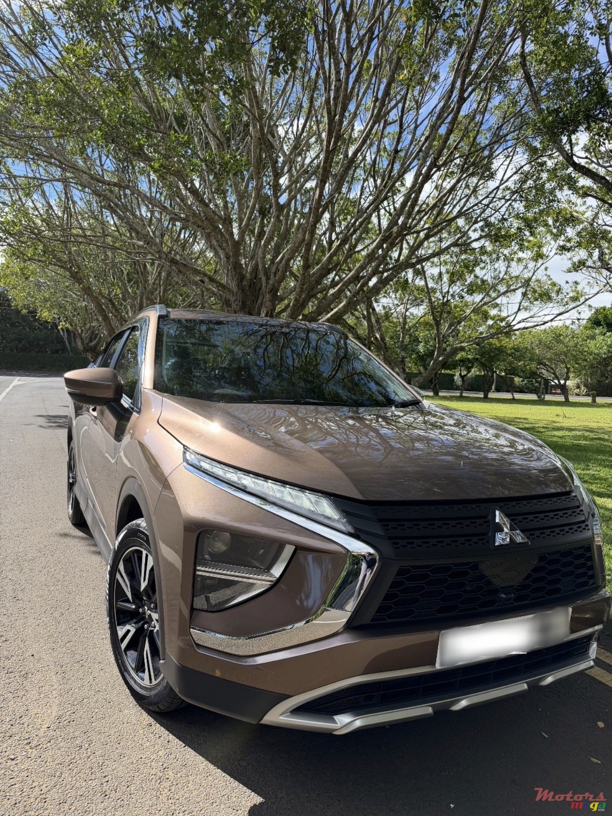 2024' Mitsubishi Eclipse Cross photo #1