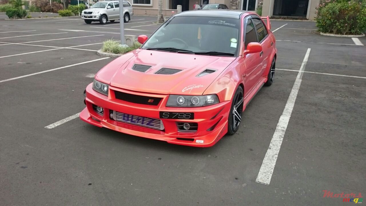 2000' Mitsubishi Lancer photo #5