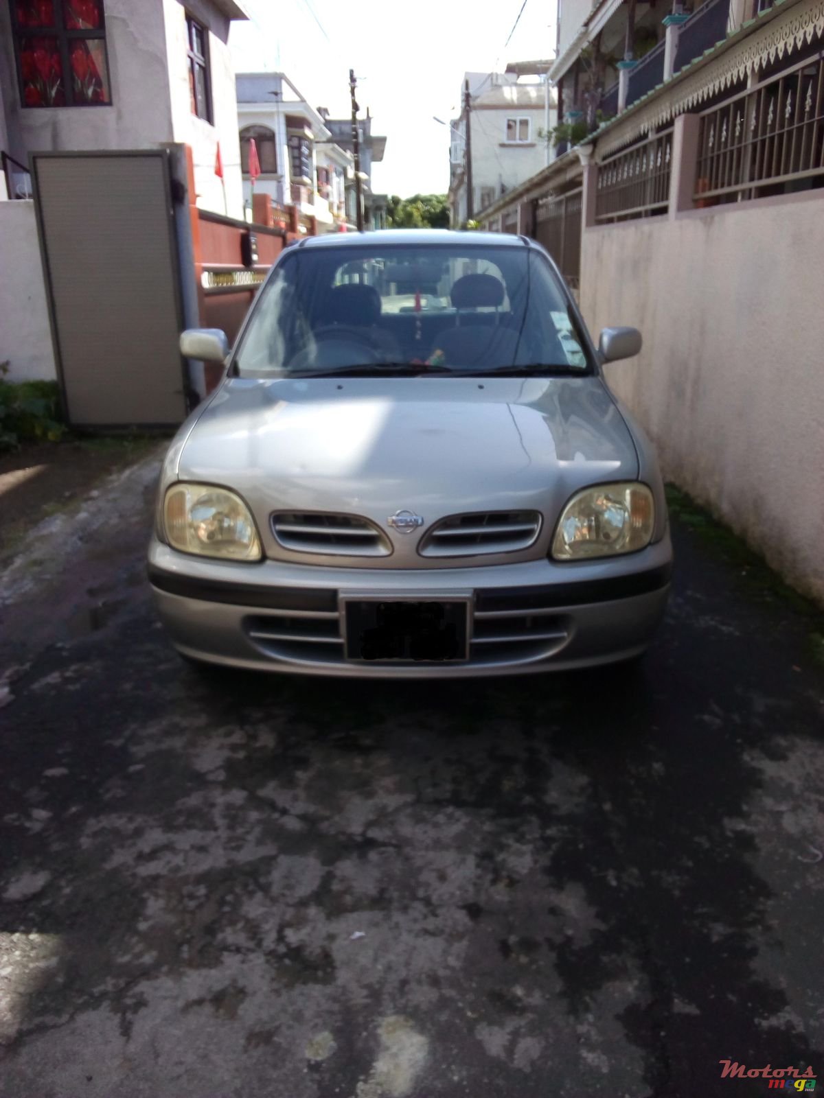 2000' Nissan March photo #1