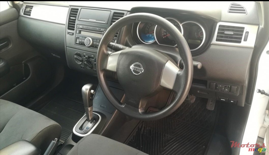 2008' Nissan Tiida photo #6