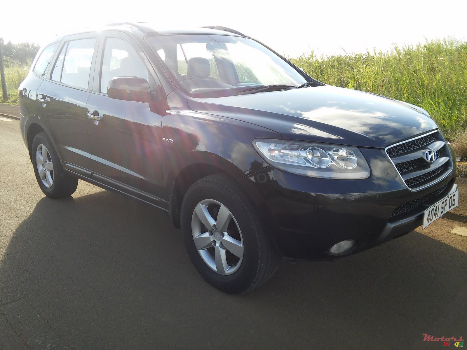 2006' Hyundai Santa Fe 2.2 CRDi 4WD Premium 7 Seaters photo #1