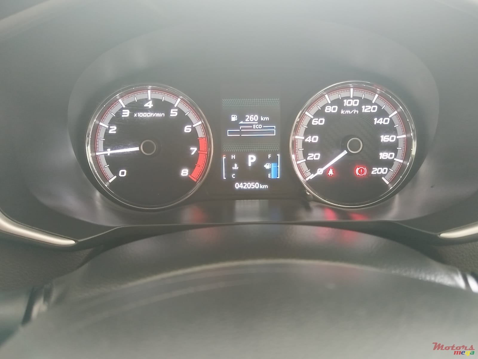 2021' Mitsubishi Xpander Cross 7 seater photo #3