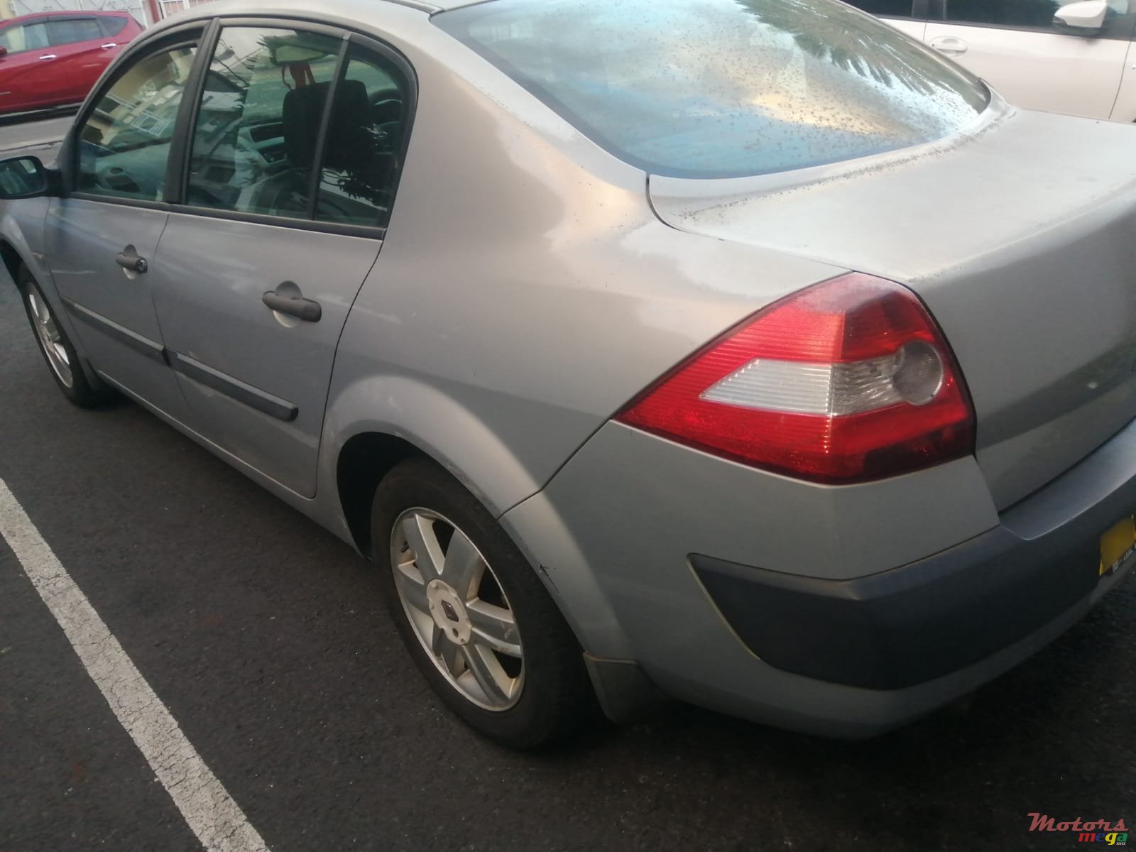 2004' Renault Megane photo #4