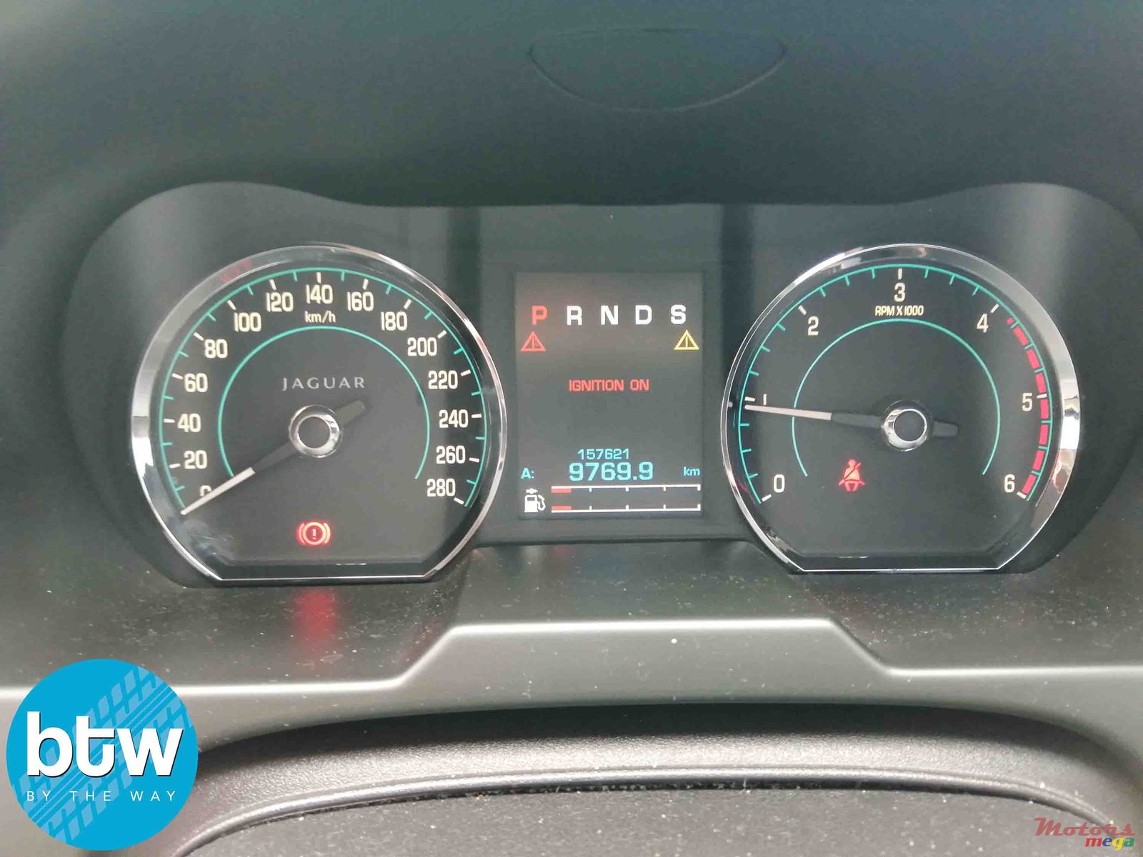 2013' Jaguar XF 2.2 Diesel photo #7