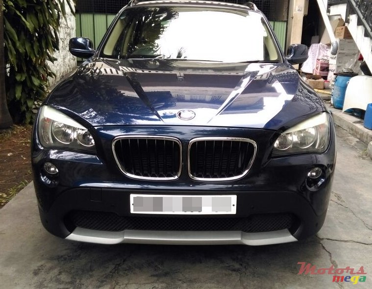 2011' BMW X1 photo #1