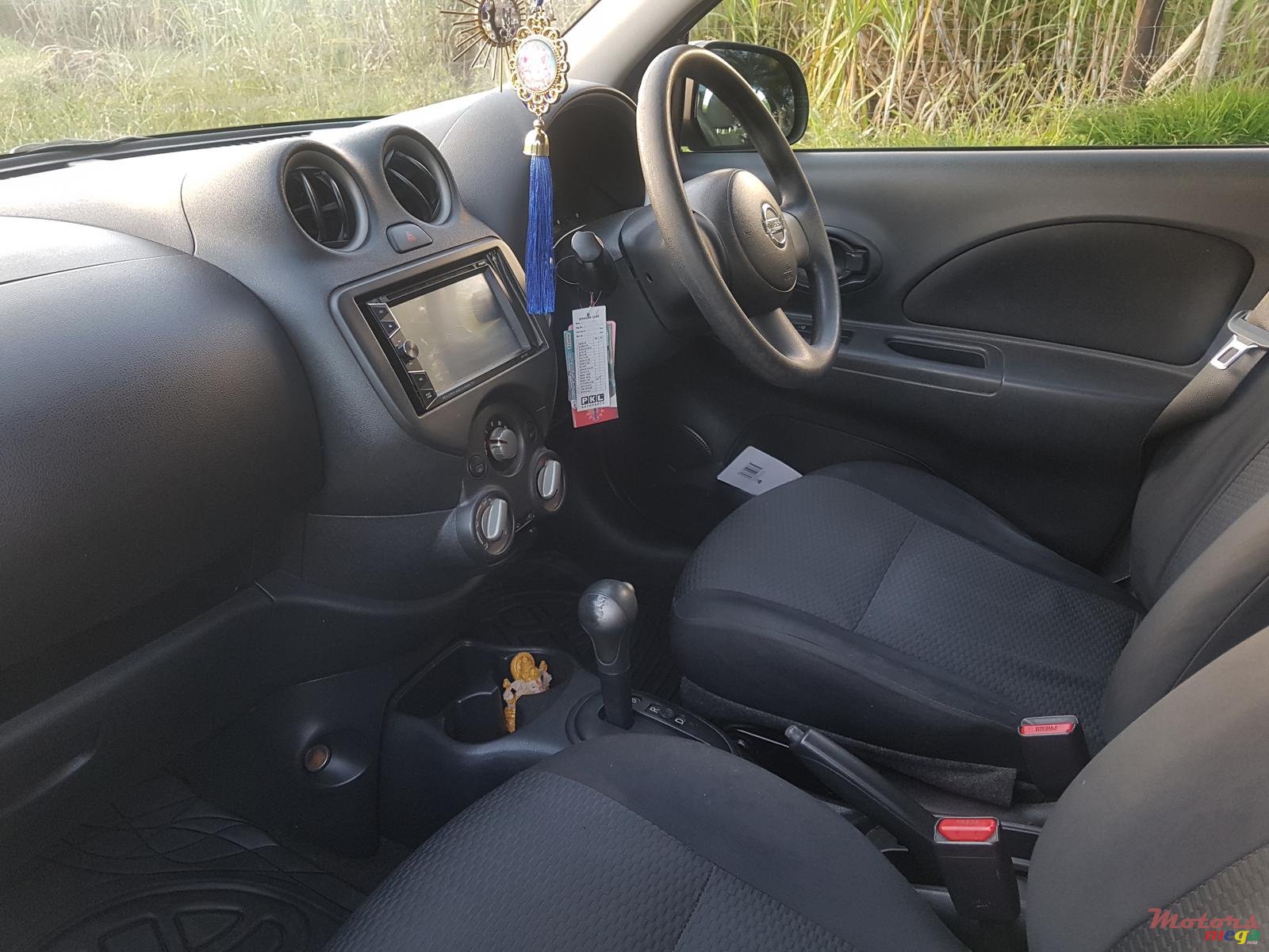 2011' Nissan March photo #5