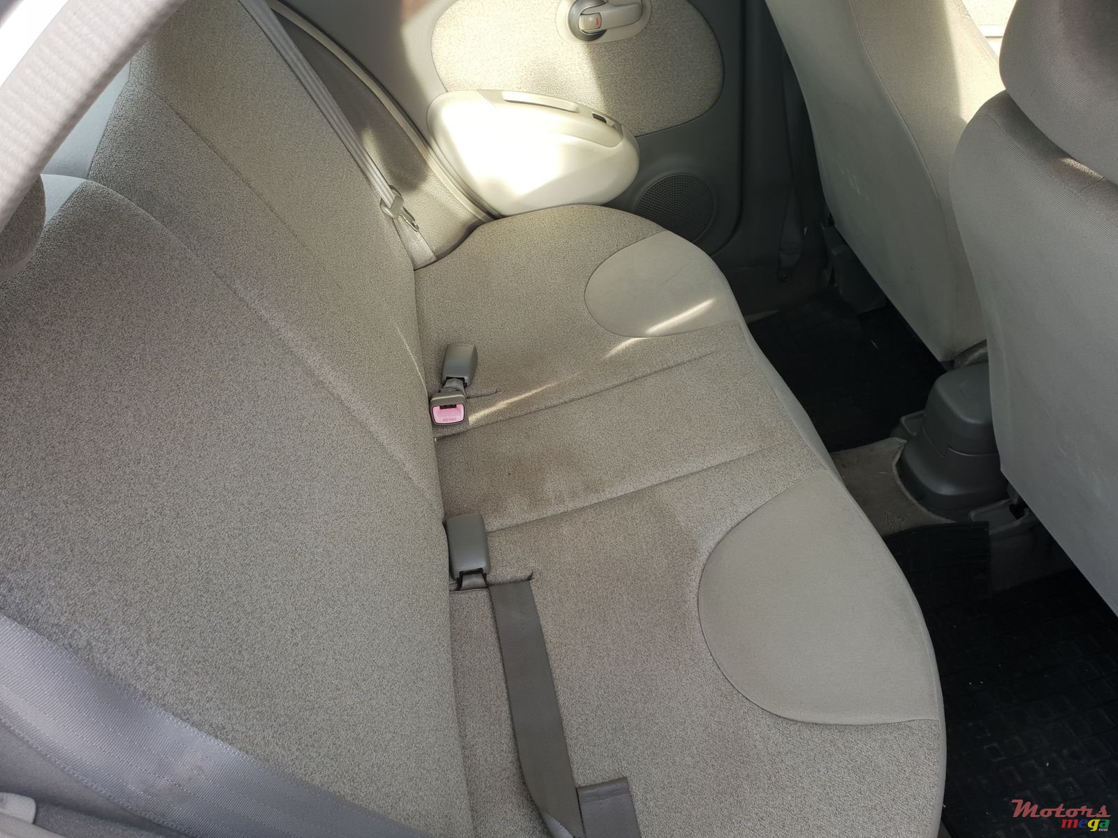 2006' Nissan March AK12 photo #6