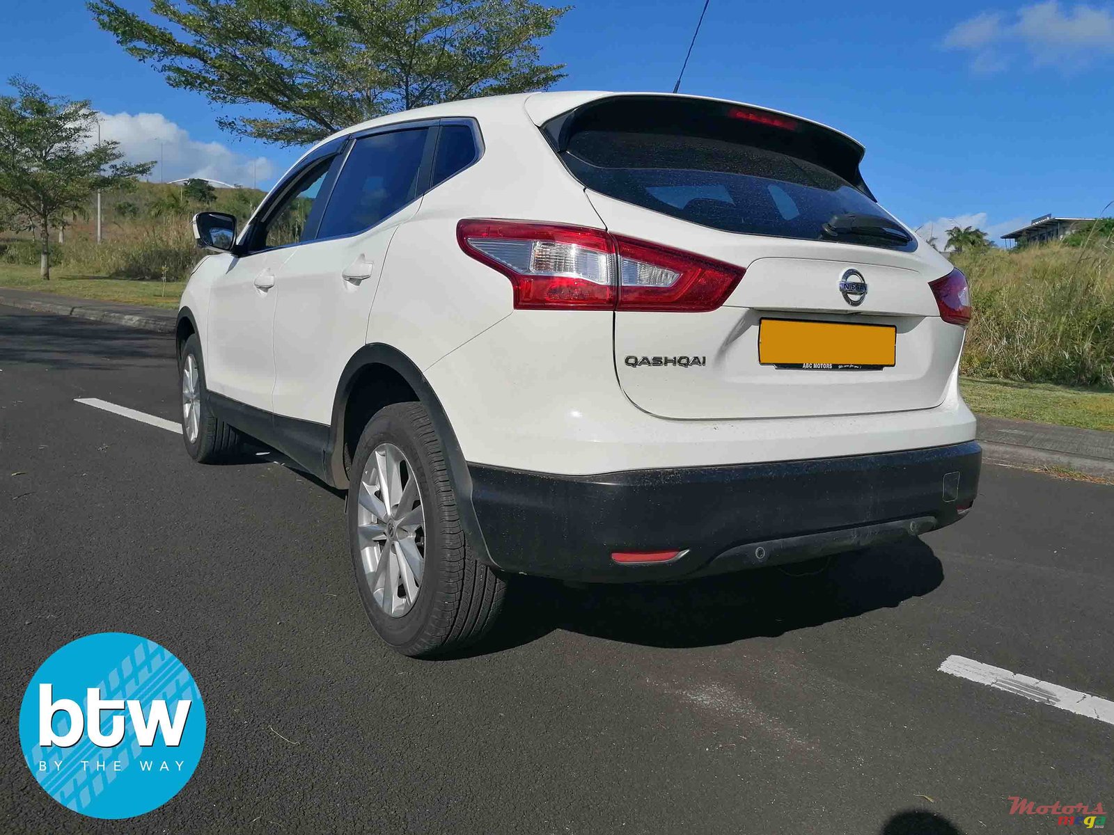 2015' Nissan Qashqai Accenta photo #2