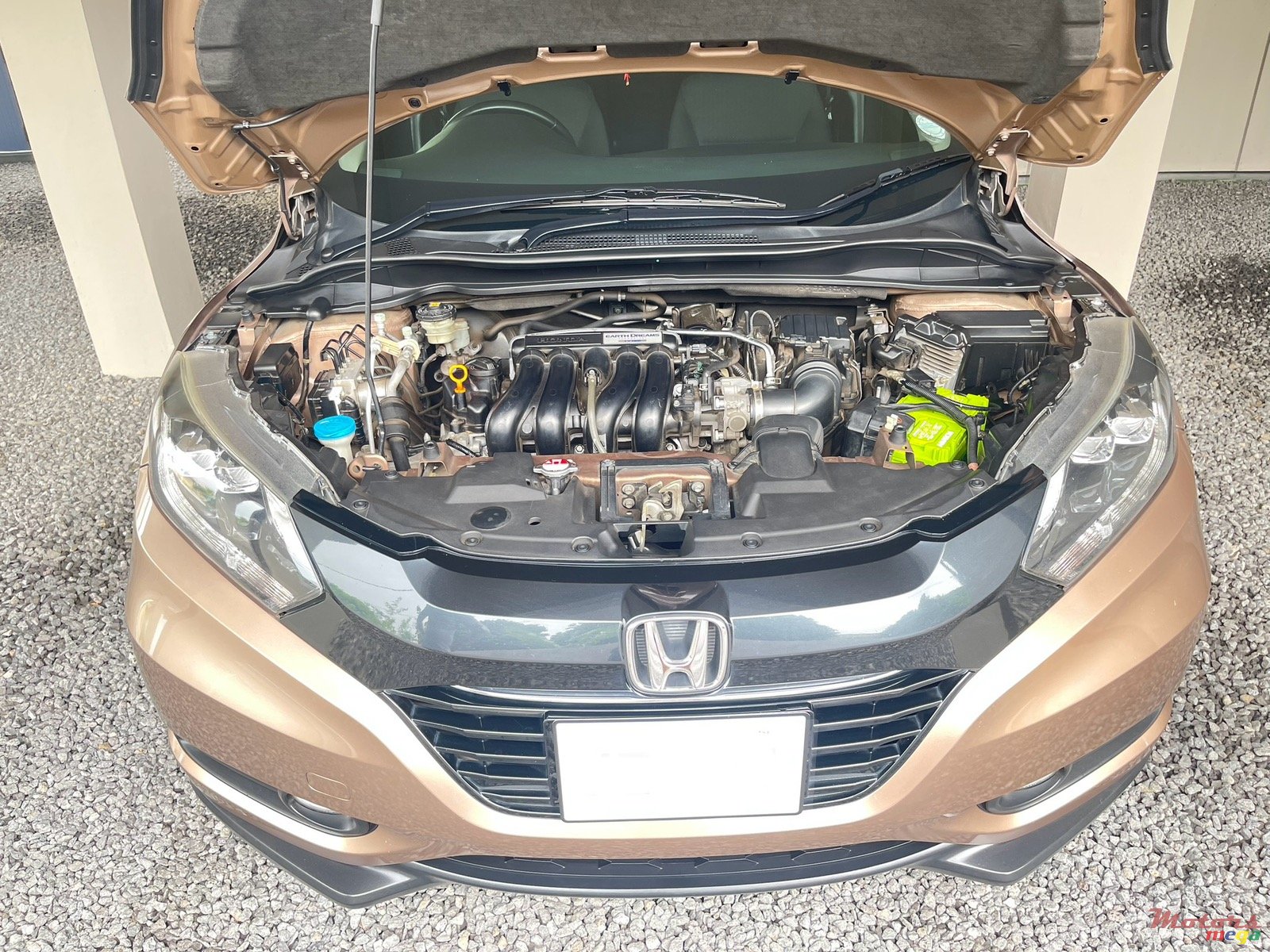 2017' Honda HR-V Vezel photo #3