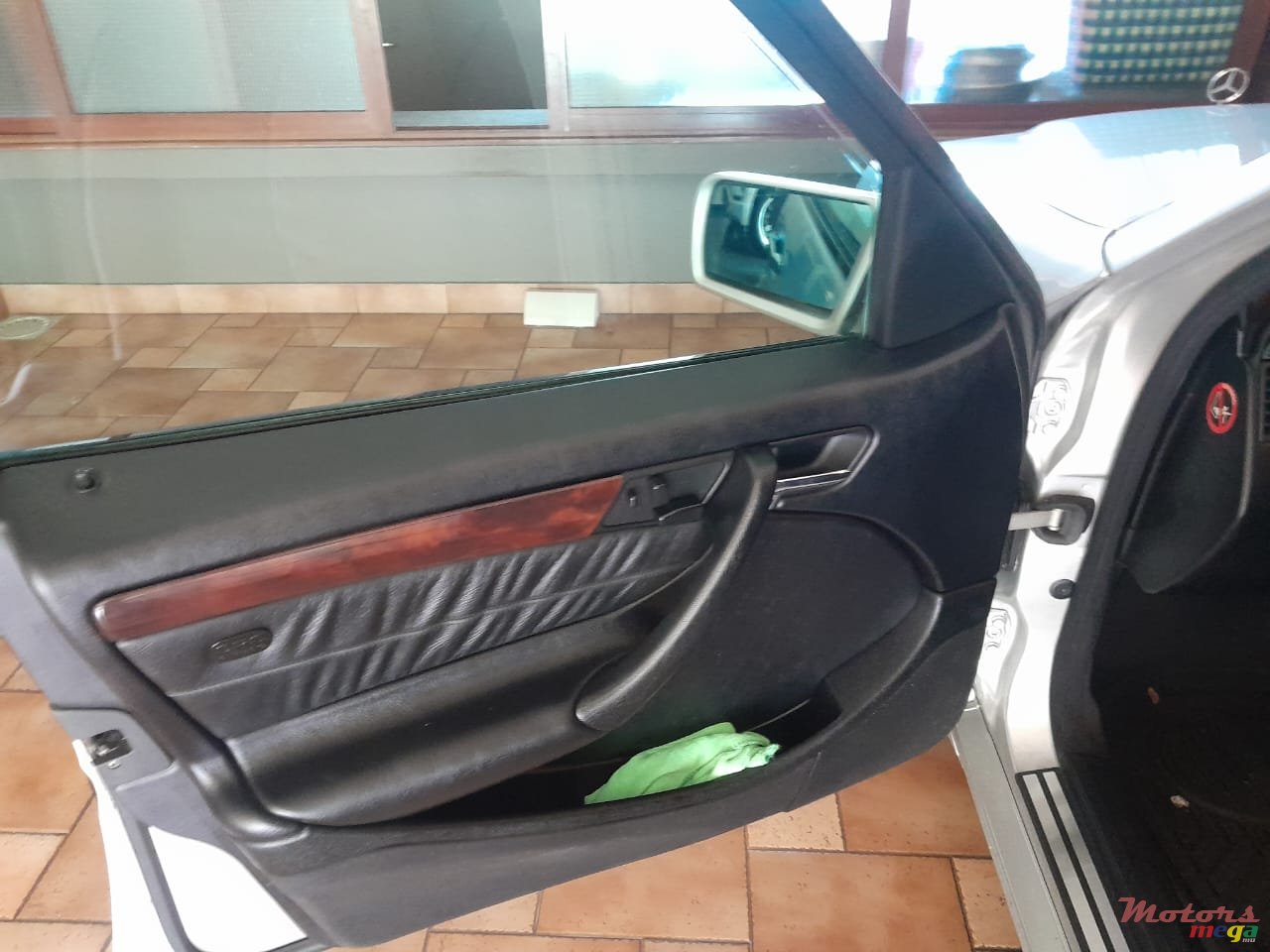 1998' Mercedes-Benz 180 photo #2