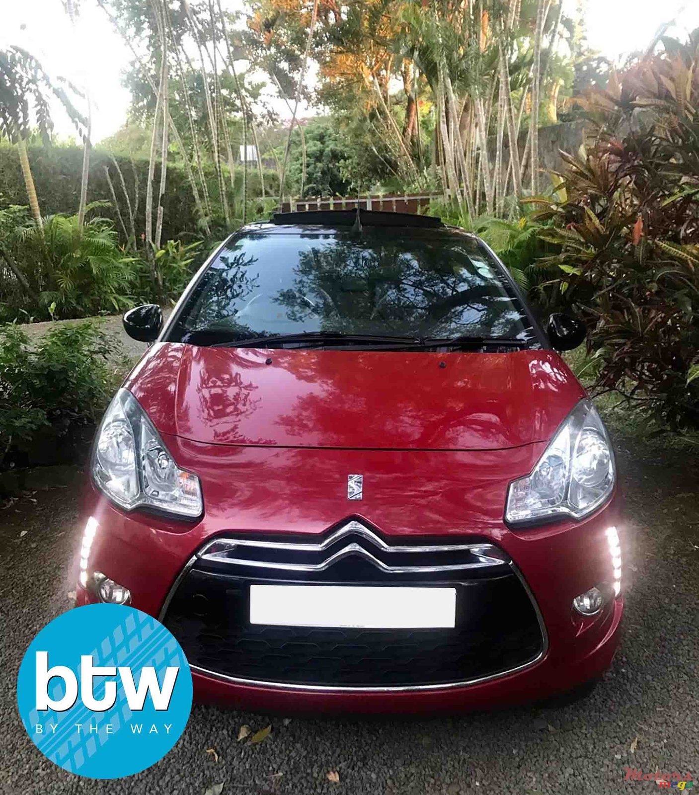 2014' Citroen DS3 photo #7