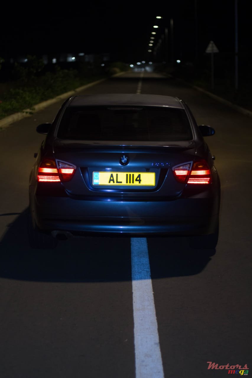 2007' BMW 320 photo #3