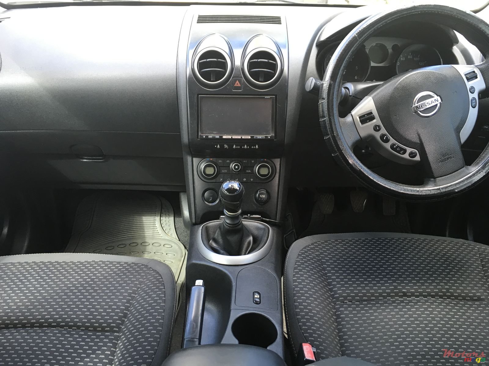 2008' Nissan Qashqai photo #3