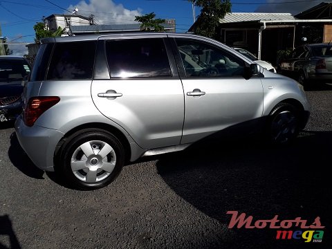 2003' Toyota photo #4