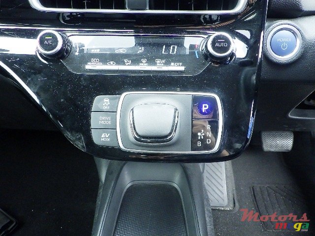 2022' Toyota Aqua photo #4